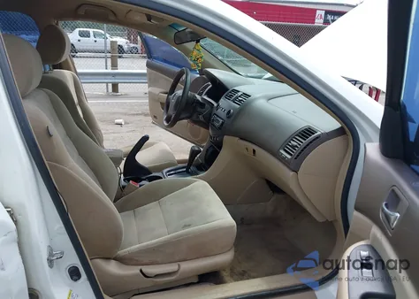 2005 Honda Accord 2.4 Lx from USA, damaged, VIN 1HGCM56465A118582